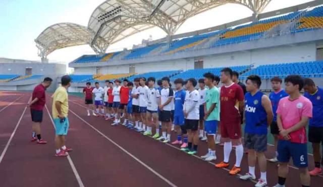 1756733570012044401.jpg 邵阳队01.jpg